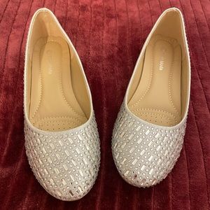 Top Moda Silver Flats. Size 7.5